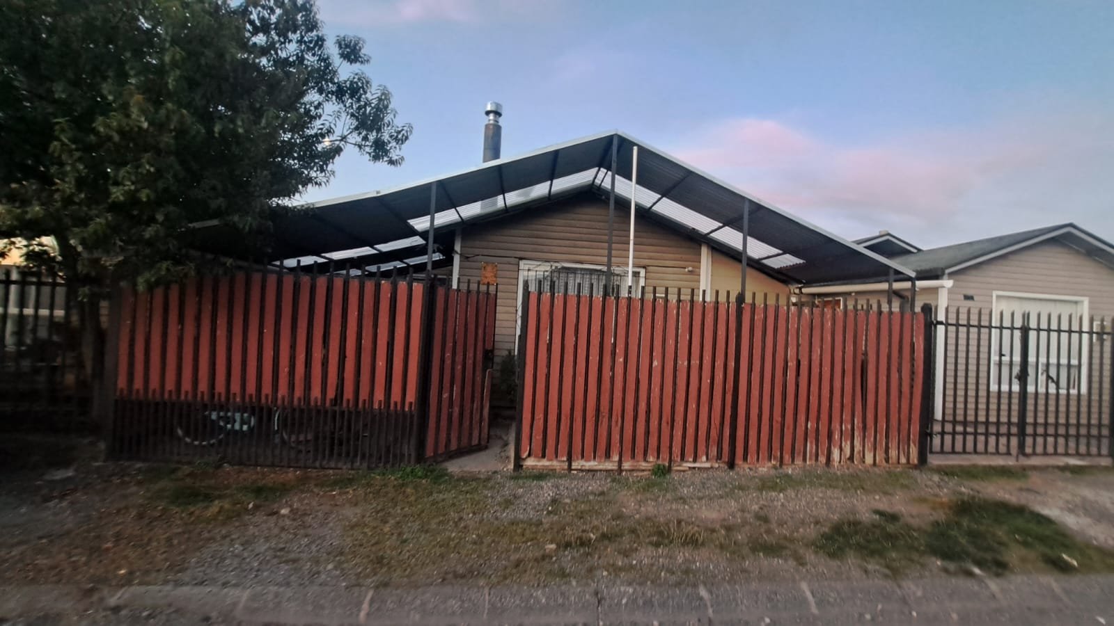 Casa con estacionamiento, Puerto Montt