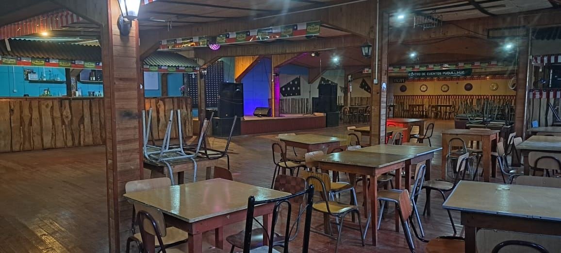 Salón de eventos — Centro de Eventos Puquillihue